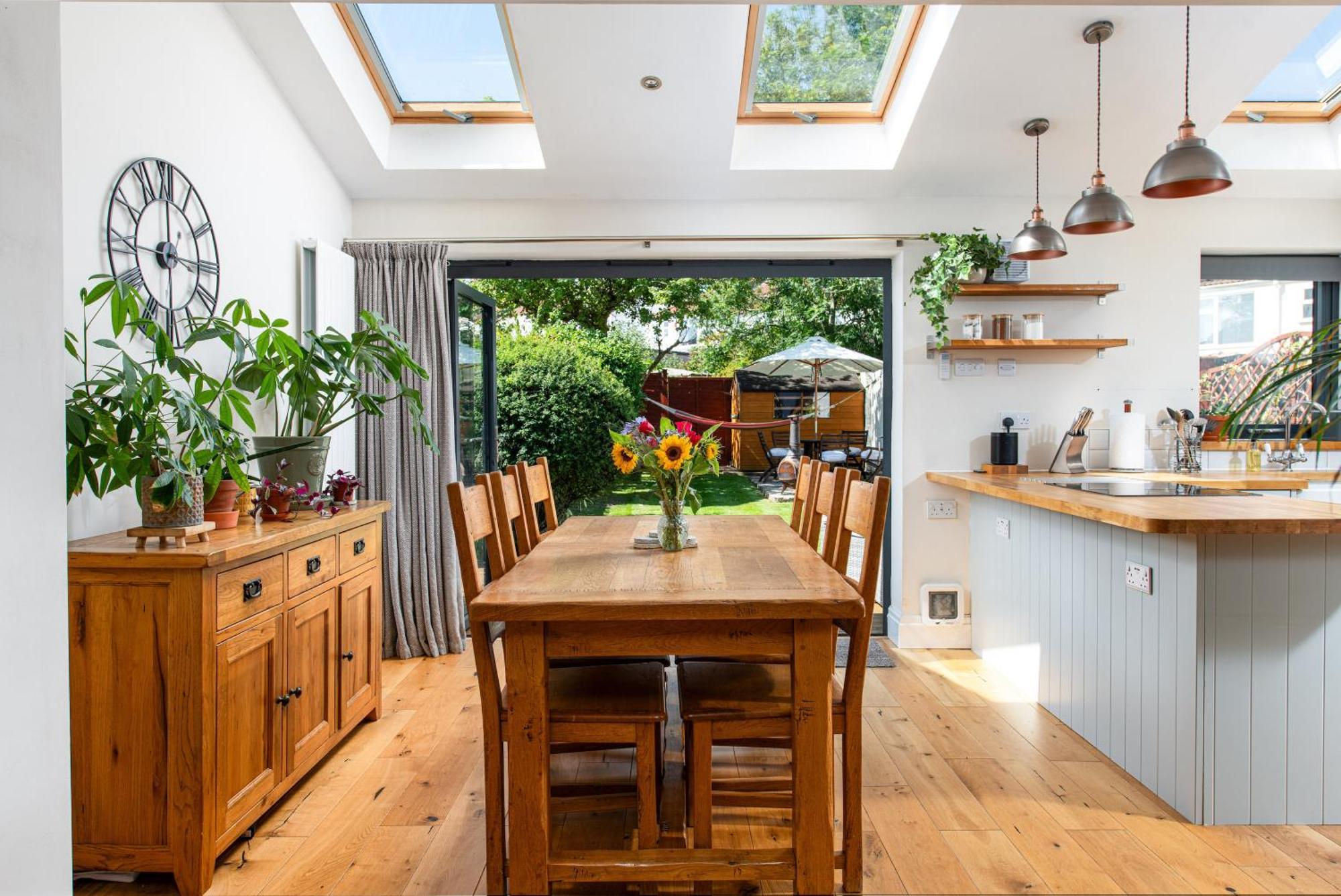 Charming Family Home With Stoves, Garden & Parking 布里斯托 外观 照片