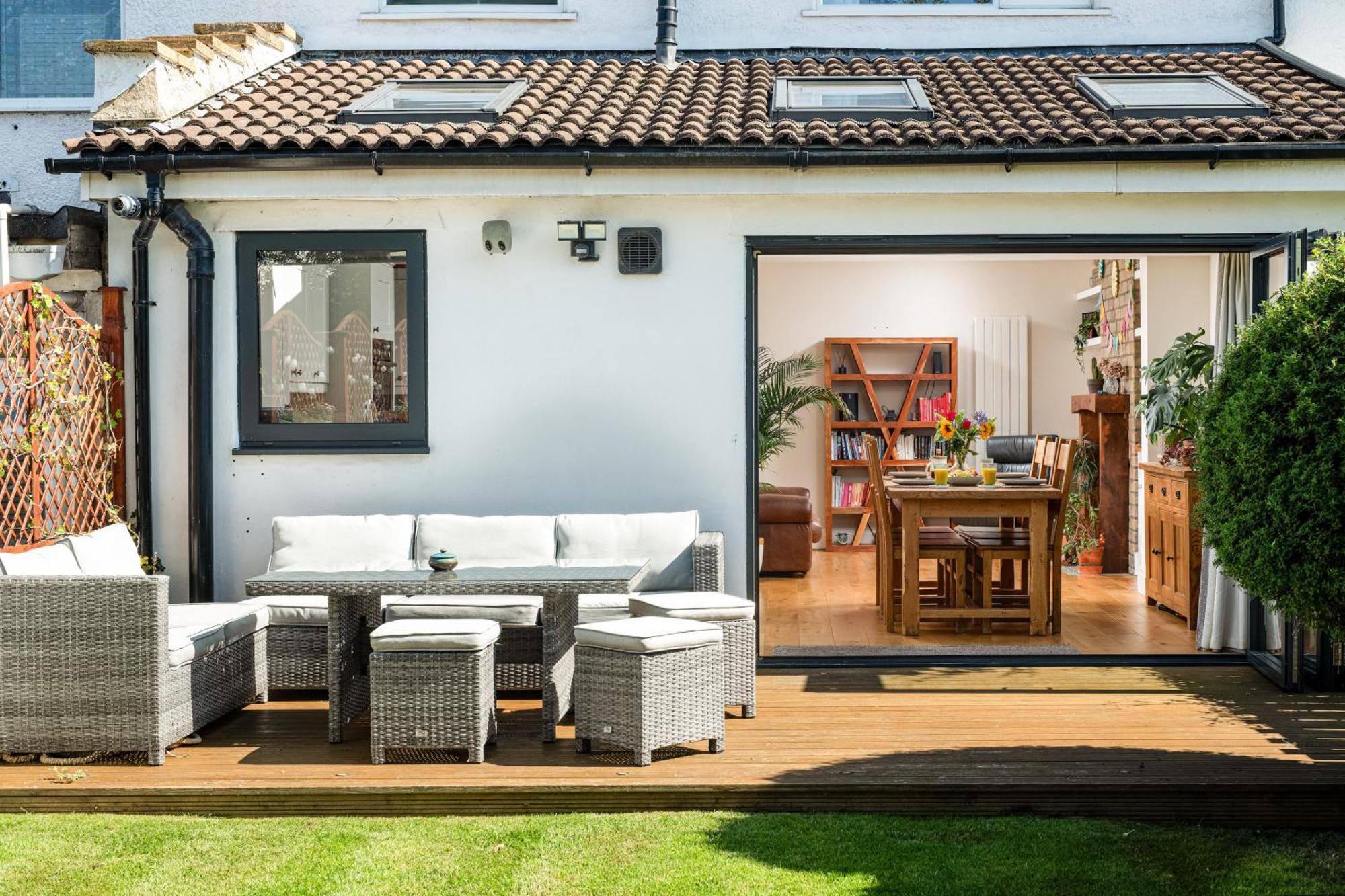 Charming Family Home With Stoves, Garden & Parking 布里斯托 外观 照片